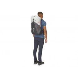 Rab Muon 40 pewter graphene ultralehky turisticky expedicni batoh s rolovacim uzaverem 9