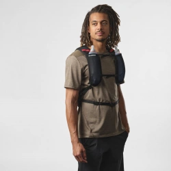 Salomon Cros 12 white black C21859 ultralehky bezecky turisticky batoh 2