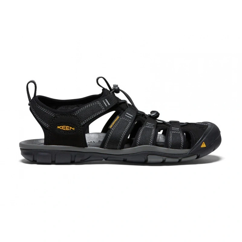 Keen Clearwater CNX M black gargoyle panske nizkoprofilove outdoorove sandaly 