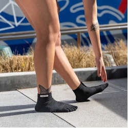 Injinji RUN Lightweight Coolmax Mini-Crew black nizke prstove ponozky 5