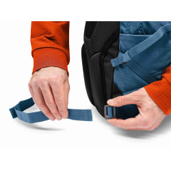 Hannah Wagabond 20 turisticky outdoorovy batoh deep dive 4