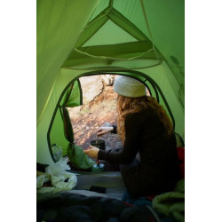 Husky Sawaj Camel 2 ultralehky turisticky stan14