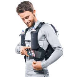 Deuter Ascender 7l ultralehky turisticky i bezecky batoh bezecka vesta black 7